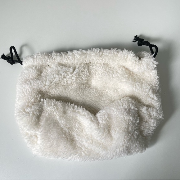 Purse - Picture 2 of 4